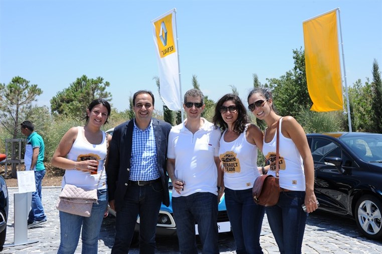 Renault Duster at Ixsir Winery